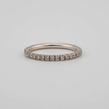 Classic Lab Diamond Band